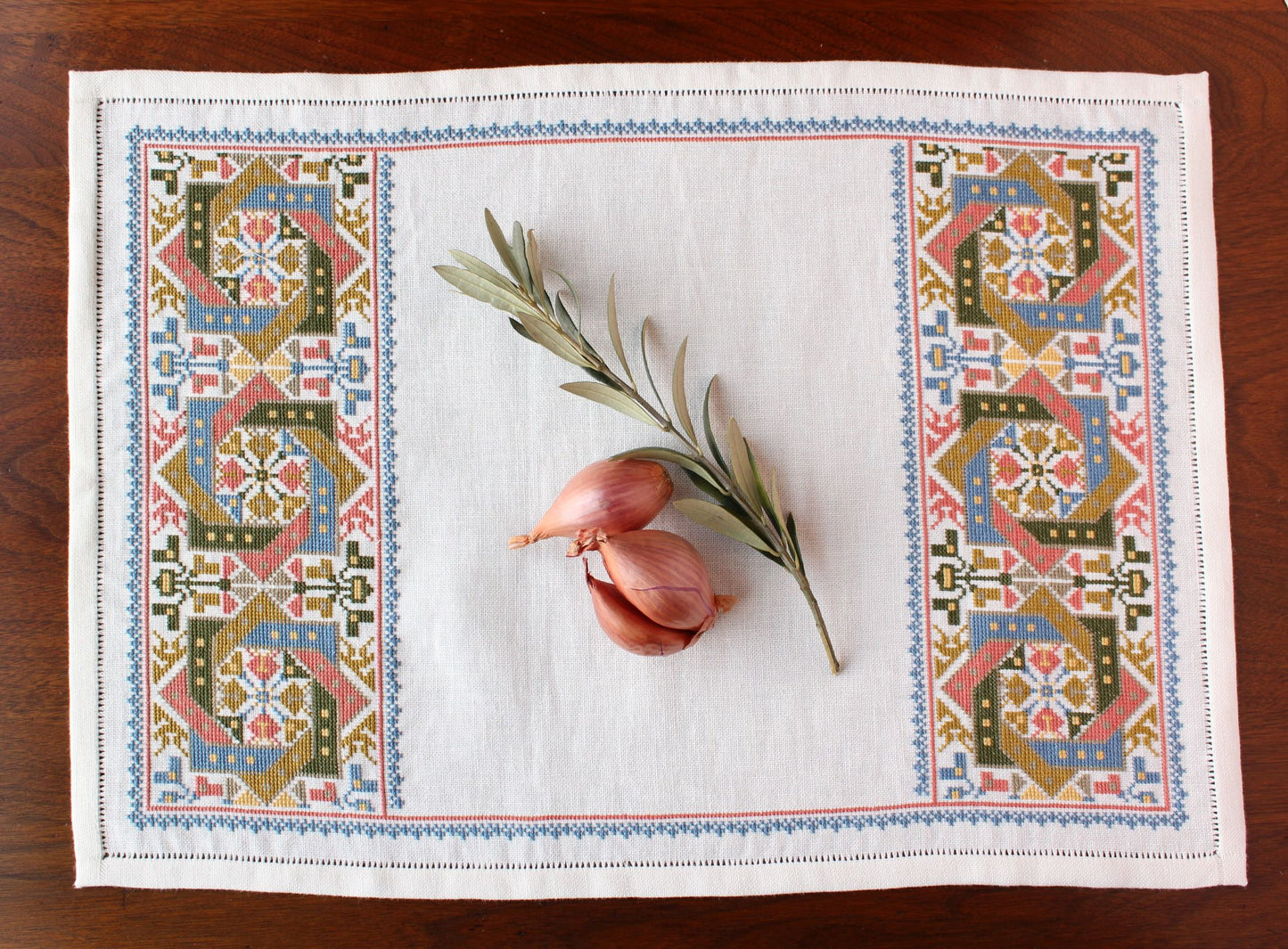 Anafi Diamanti cross stitch folk embroidery PDF pattern