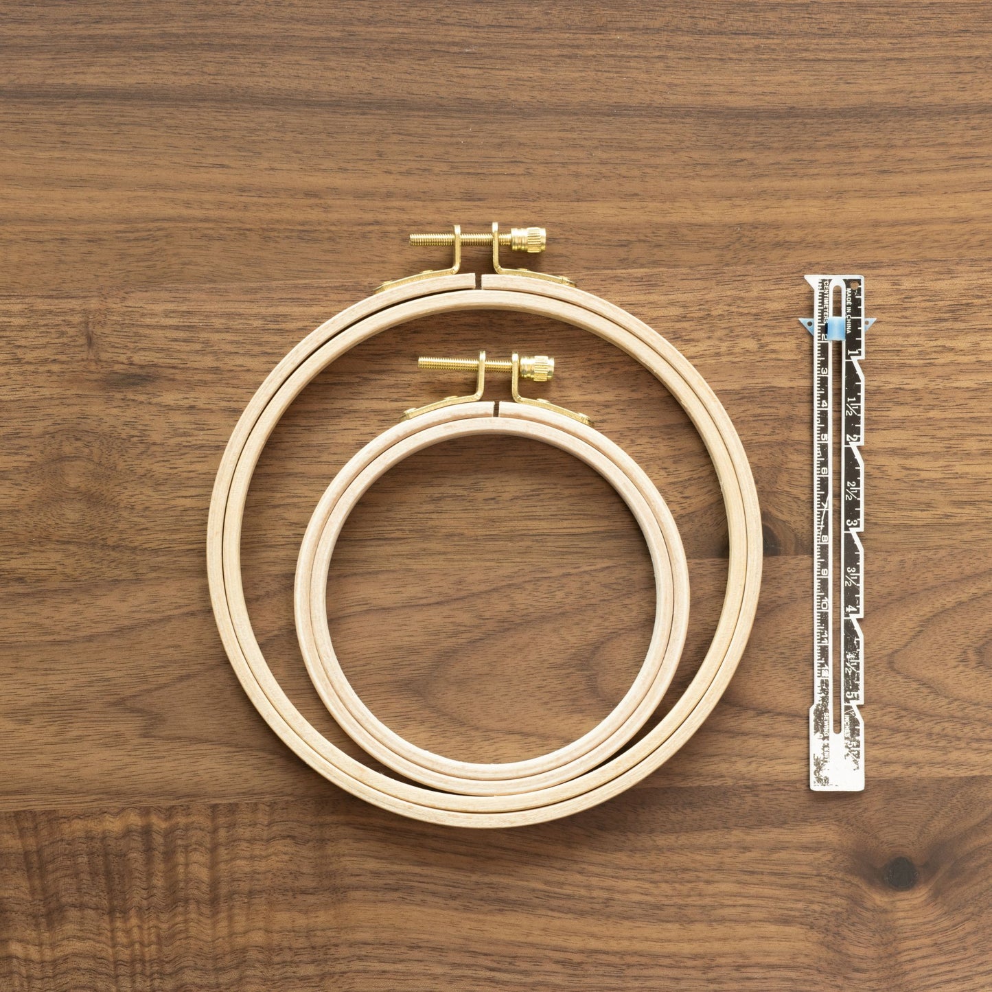 Beechwood embroidery hoop, 4" and 6"