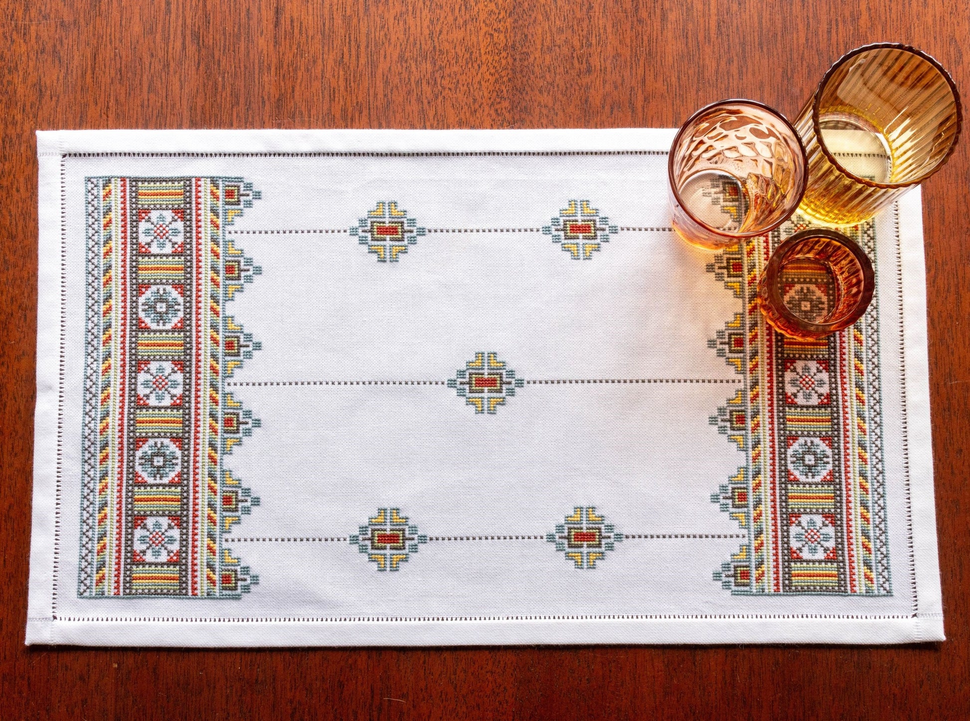 folk embroidery table runner with ukrainian design