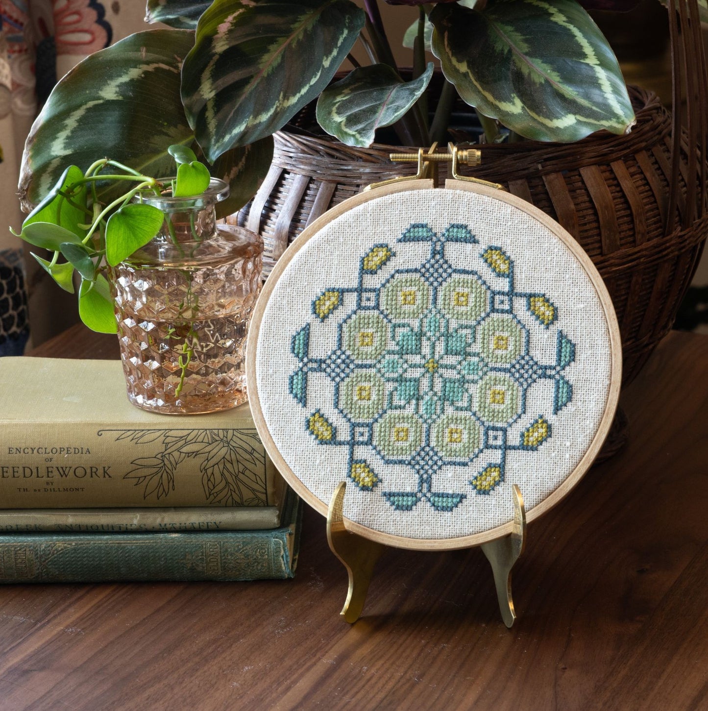cross stitch hoop craft kit with mediterranean medallion design