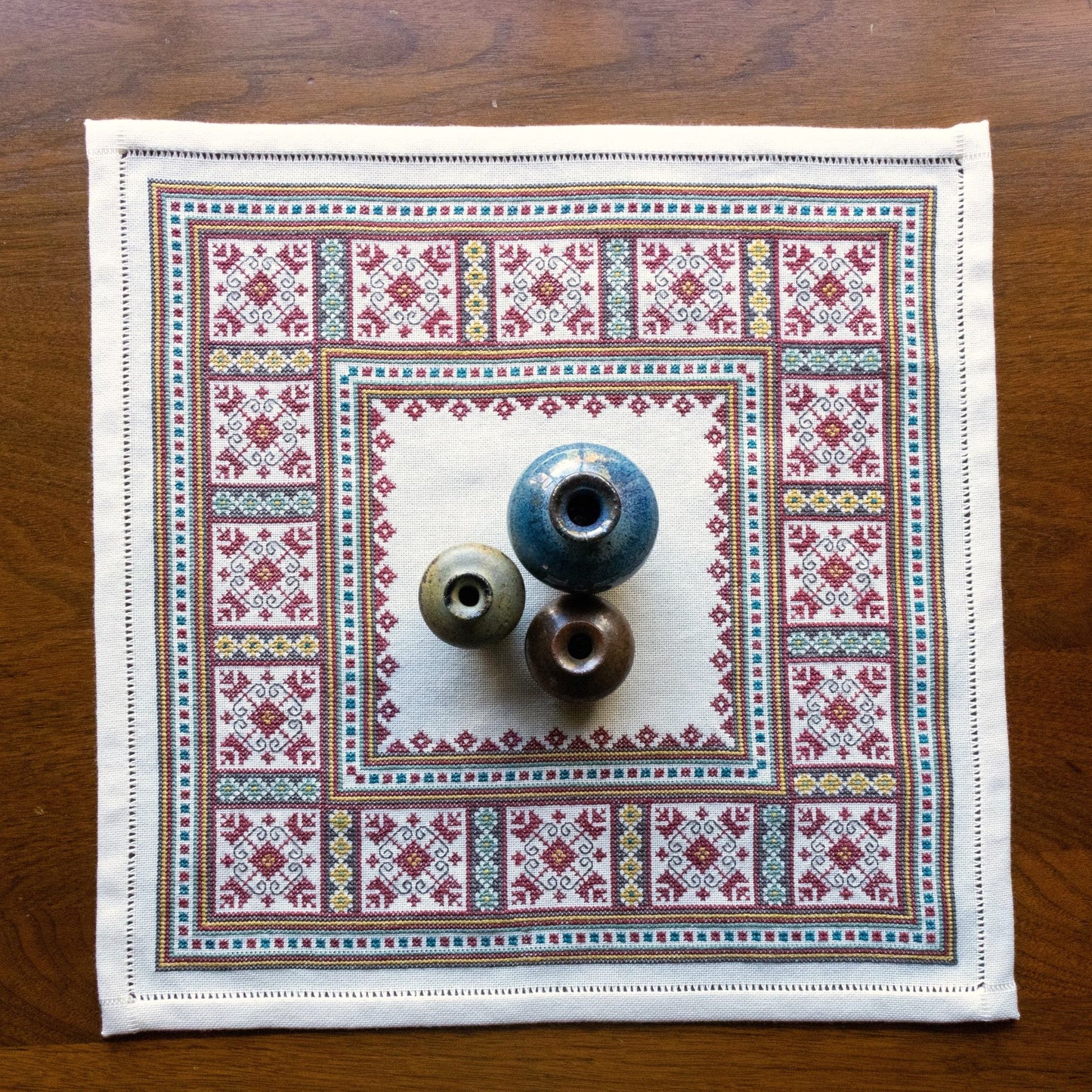 cross stitch folk embroidery with ukrainian tulip design
