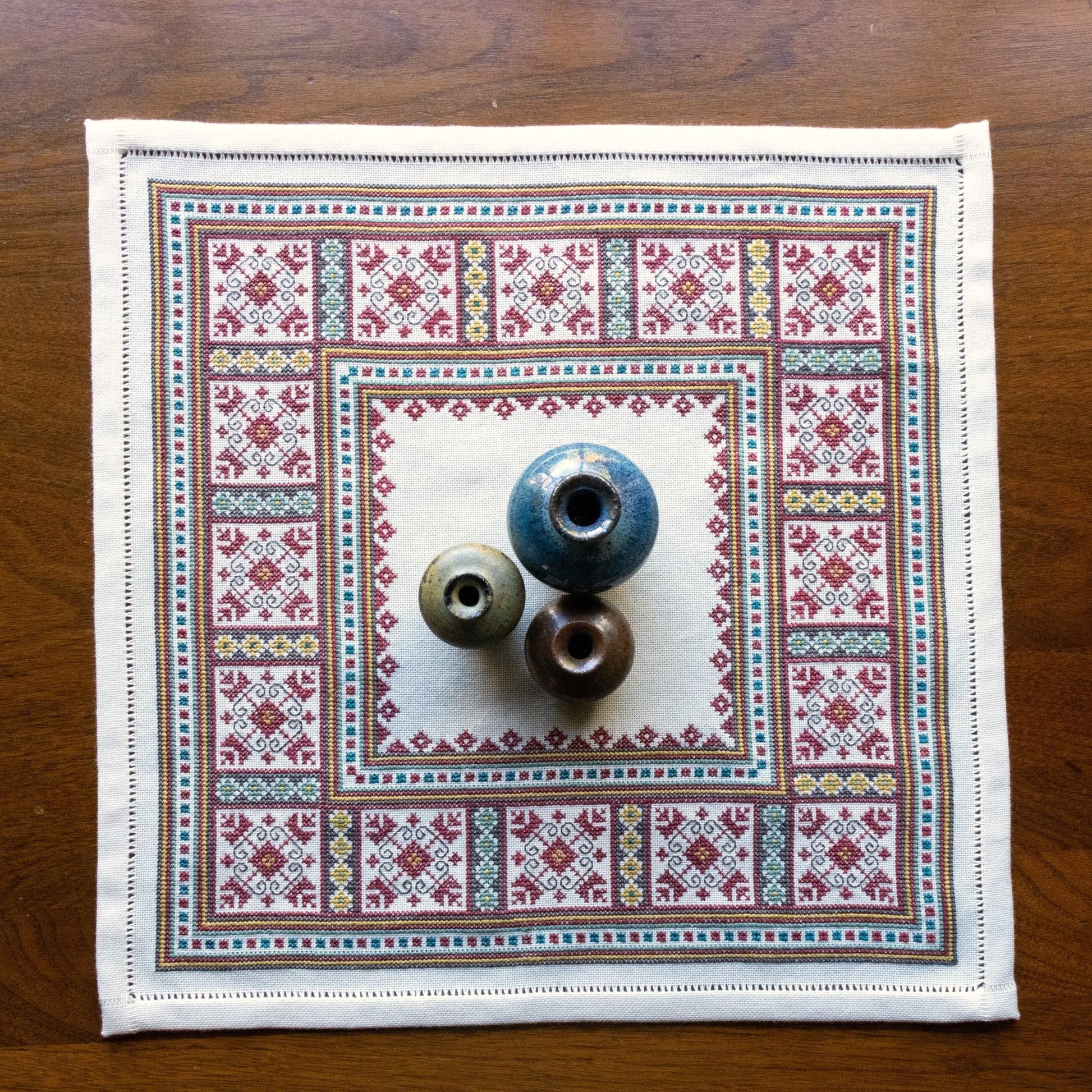 cross stitch folk embroidery with ukrainian tulip design