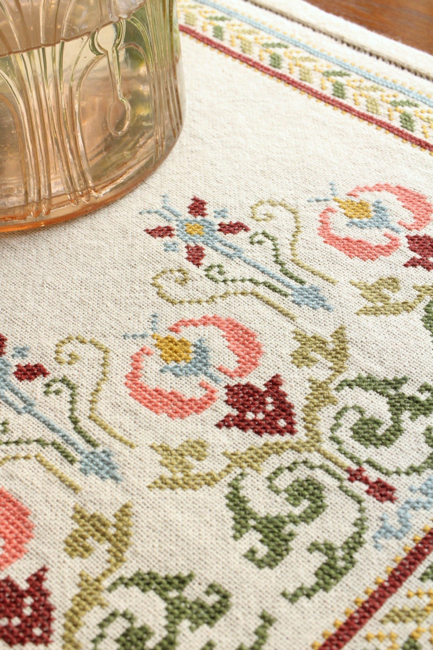 folk embroidery table runner with flowers