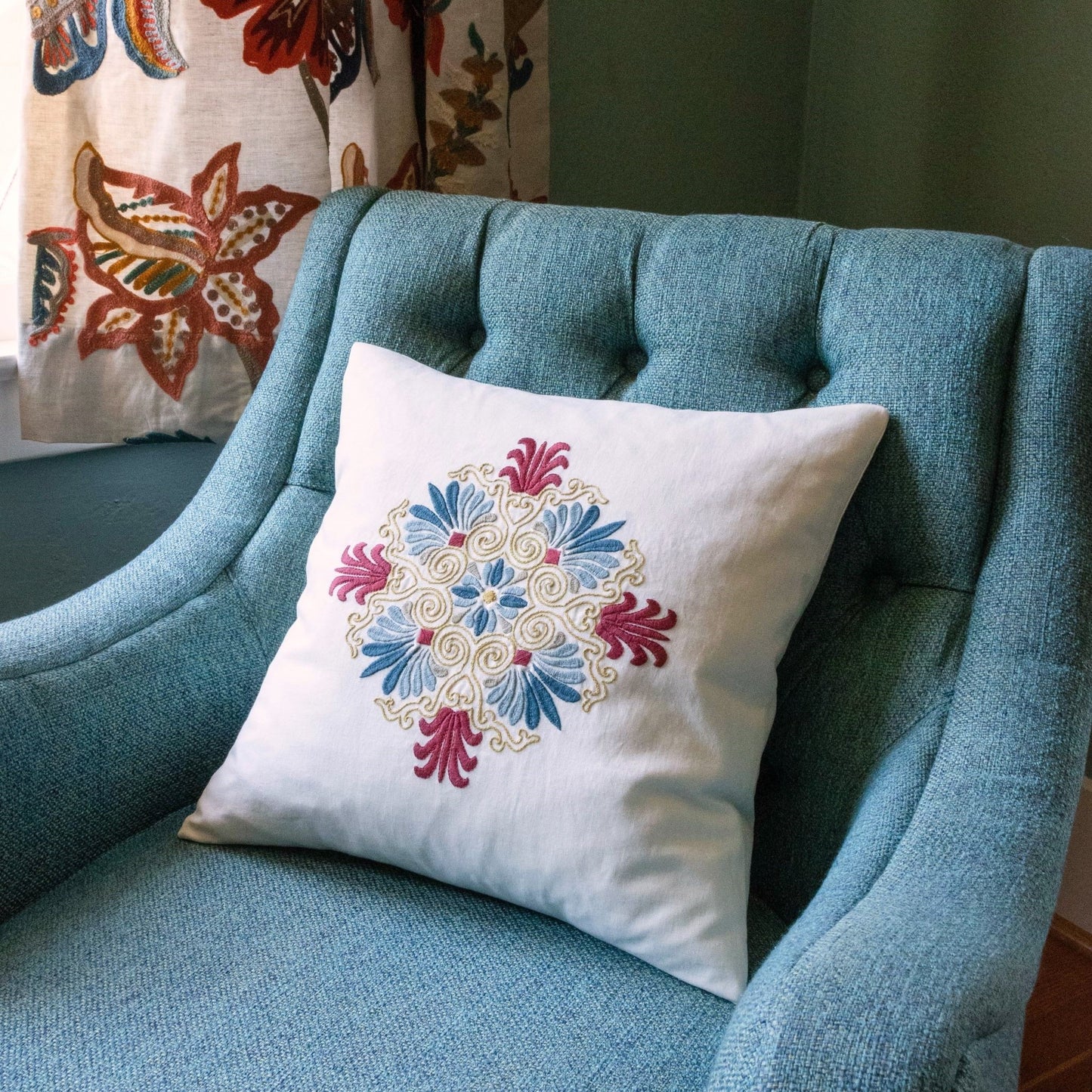 Athenian Palmette embroidery cushion kit