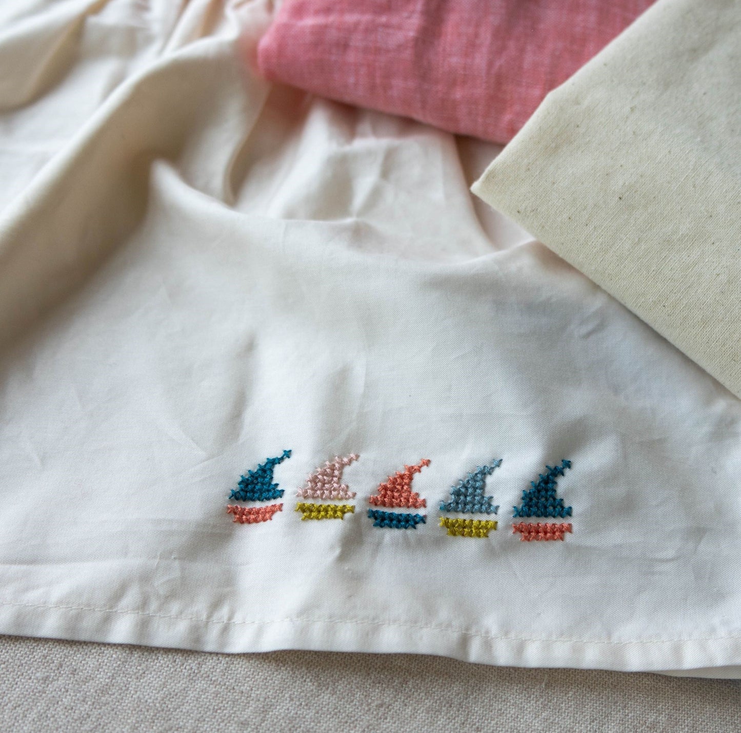 Folk Flourish Seaside folk embroidery kit