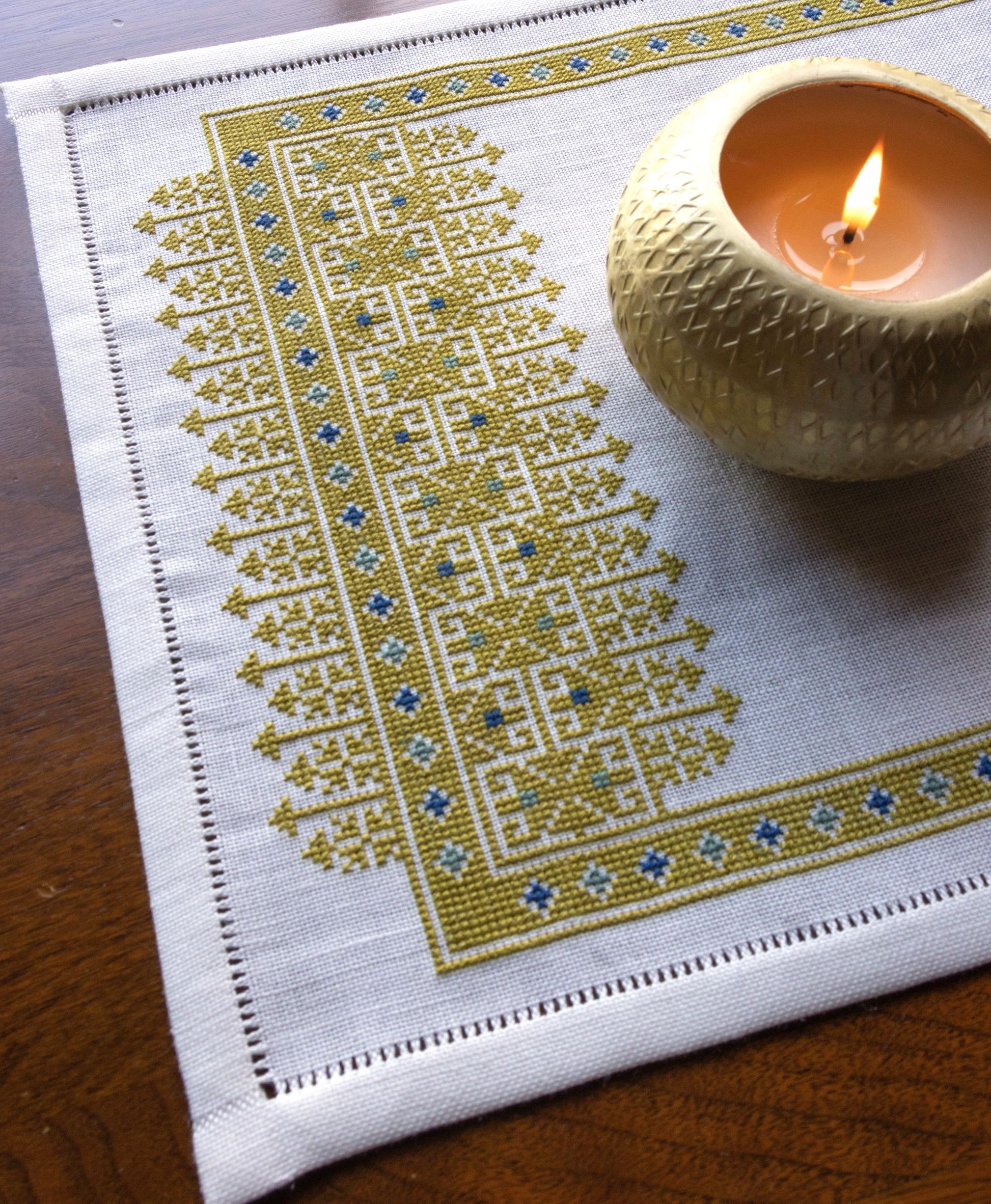 folk embroidery with golden border design