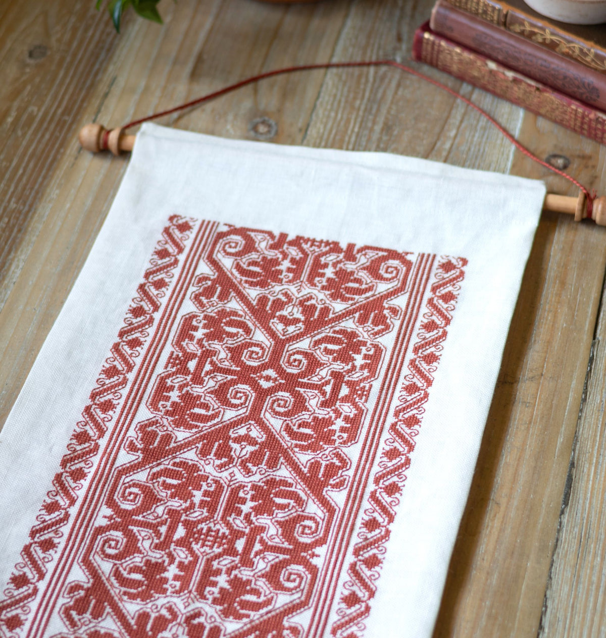 Illyrian Scroll and Leaves cross stitch folk embroidery PDF pattern