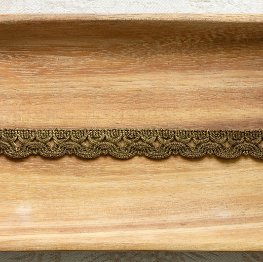 Avlea Trim No. 010 - Greek Scallop metallic trim