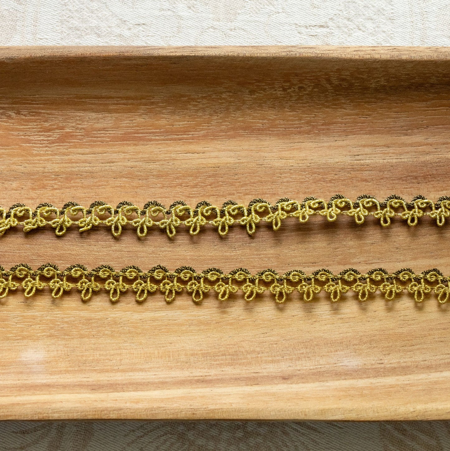 Avlea Trim No. 006 - Greek Mini Scroll metallic trim